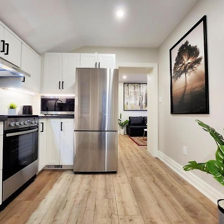The Cozy Cove Modern King-Bedroom Full Apartment Saint Catharines Bagian luar foto